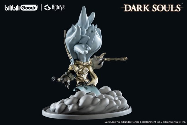 The Nameless King Deformed Figure -- DARK SOULS