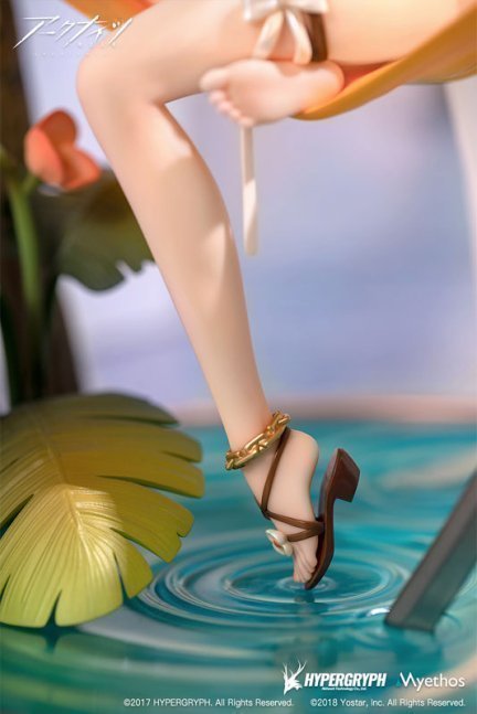 Surtr 1/7 Figure Colorful Wonderland CW03 Ver. -- Arknights