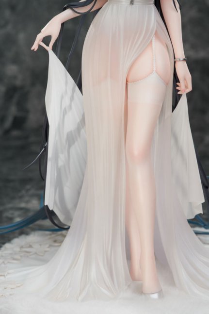 Taiho 1/6 Figure -Wedding Sea Breeze Temptation- -- Azur Lane