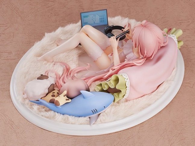Evante 1/7 Figure Lazy Afternoon Ver.  -- Red: Pride of Eden