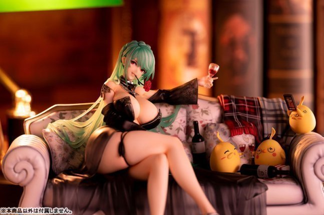 Littorio Calabria Aurea 1/7 Figure -- Azur Lane