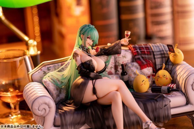 Littorio Calabria Aurea 1/7 Figure -- Azur Lane