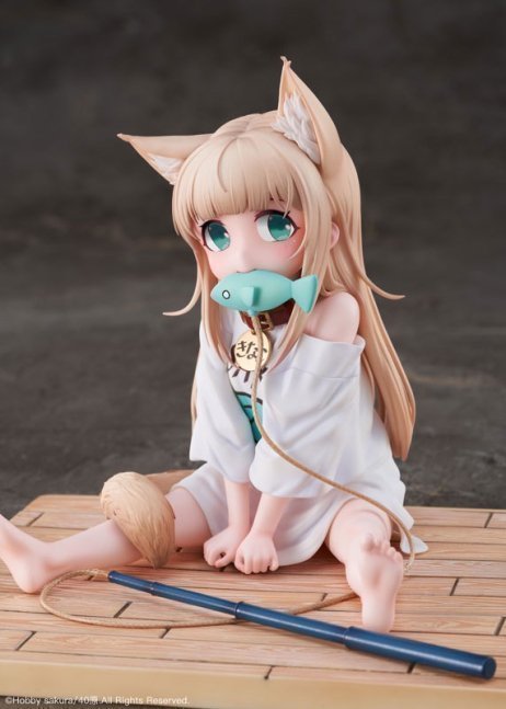 Kinako 1/6 Figure Sitting and Biting Fish ver. -- My Cat Is A Kawaii Girl