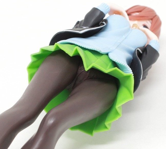 Miku Nakano Coreful Figure -- The Quintessential Quintuplets SS