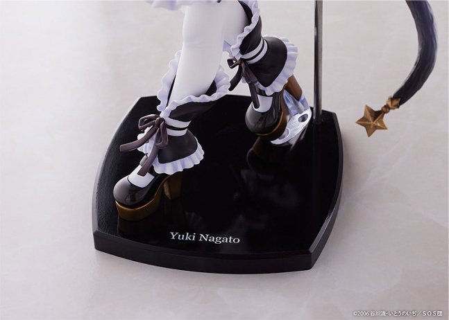 Yuki Nagato 1/7 MAIDMADE Figure -- The Melancholy of Haruhi Suzumiya