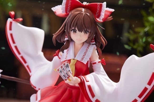 Reimu Hakurei TENITOL Figure -- Touhou Project