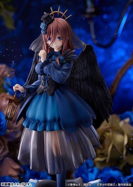 Miku Nakano 1/7 Figure Fallen Angel ver. -- The Quintessential Quintuplets SS