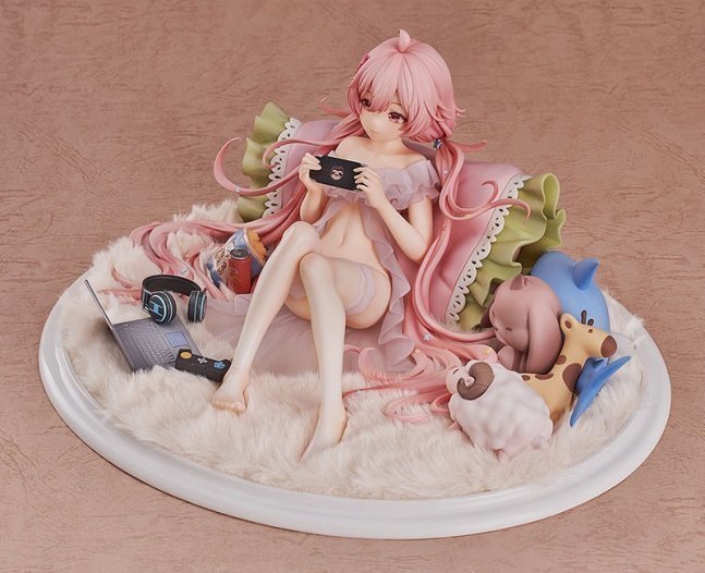 Evante 1/7 Figure Lazy Afternoon Ver.  -- Red: Pride of Eden