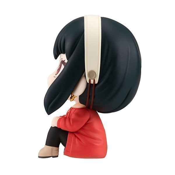 Yor Forger LookUp Figure -- Spy x Family