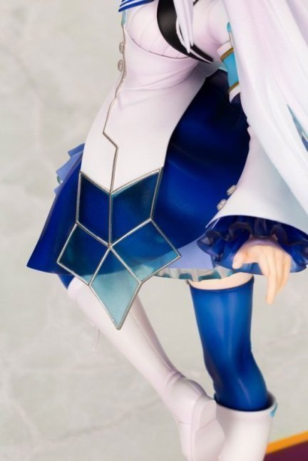 Lize Helesta 1/7 Figure -- Nijisanji