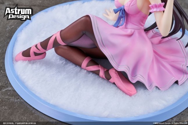 Flamingo - Ballet Girl 1/7 Figure Illustration by Nekojira