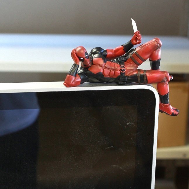 DEADPOOL Noodle Stopper Figure