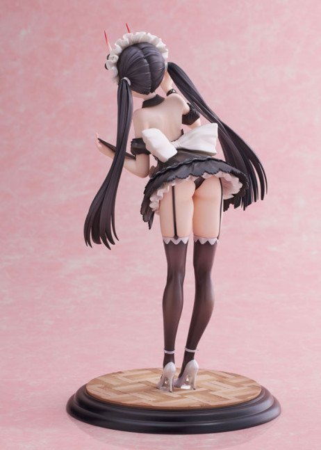 Noshiro 1/7 Figure Hold the Ice -- Azur Lane