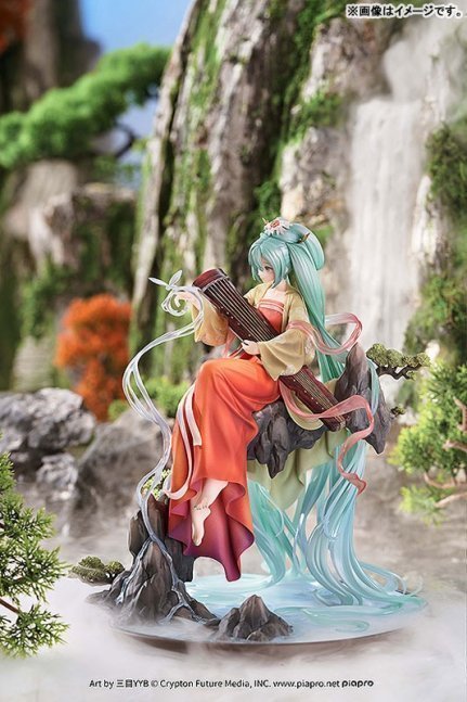 Hatsune Miku 1/7 Figure Gao Shan Liu Shui Ver.