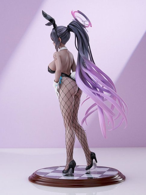 Kakudate Karin (Bunny Girl) 1/7 Figure -- Blue Archive