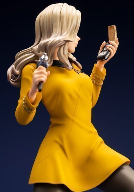 Command Officer 1/7 Star Trek Bishoujo Figure
