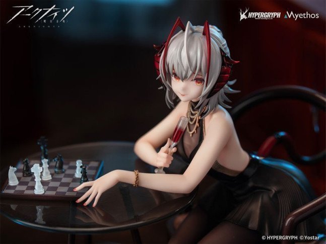 W 1/7 Figure Dress Ver. -- Arknights