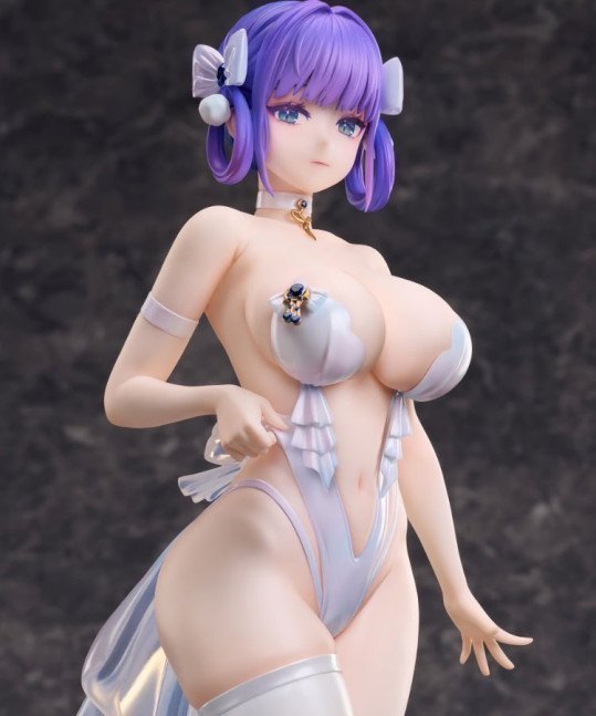 Chrysa Illustration 'WHITE QUEEN -Lume-' Figure