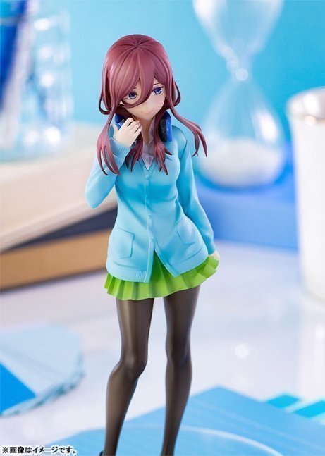 Miku Nakano POP UP PARADE Figure -- The Quintessential Quintuplets SS