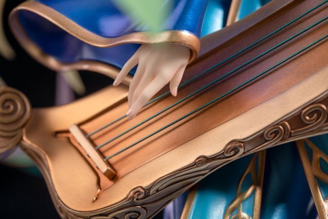 Maven of the Strings Sona 1/7 Figure -- League of Legends