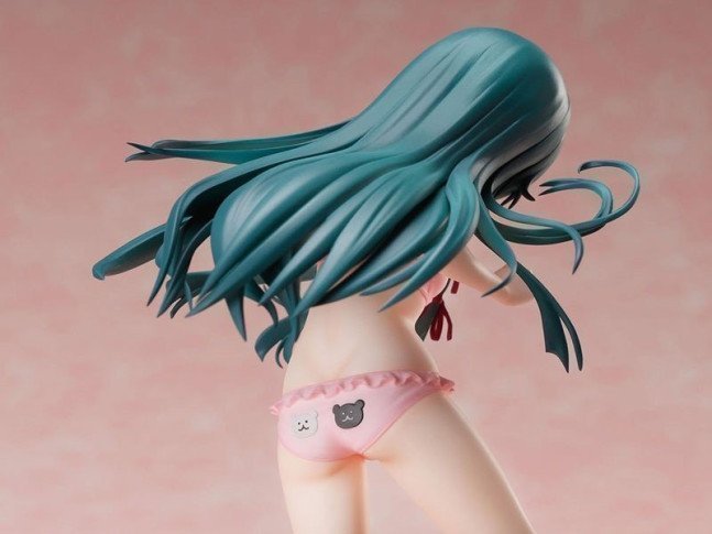 Yuna 1/7 Complete Figure -- Kuma Kuma Kuma Bear