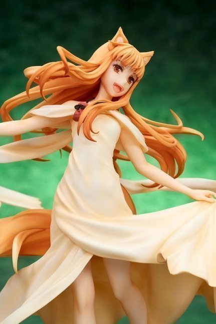 Holo 1/7 Figure -- Spice and Wolf