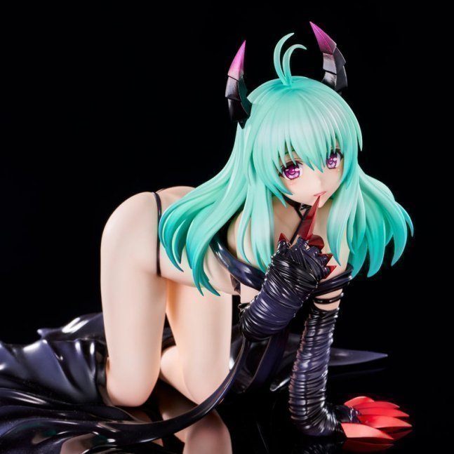 Run Elsie Jewelria 1/6 Figure Darkness Ver. -- To Love-Ru Darkness