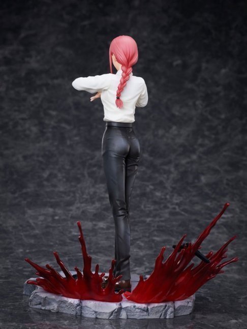 Makima 1/7 Figure -- Chainsaw Man
