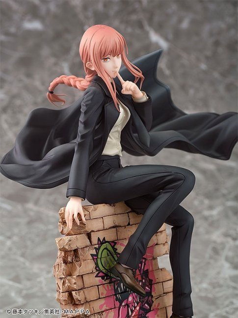Makima 1/7 Figure -- Chainsaw Man