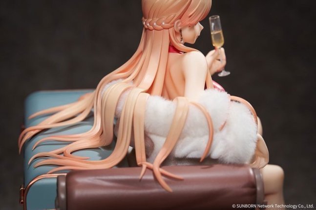 OTs-14 1/7 Figure Dinner Dictator Ver. -- Girls' Frontline