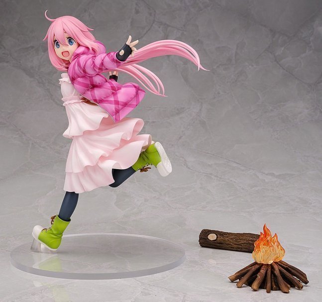 Nadeshiko Kagamihara 1/7 Figure -- Yurucamp rev