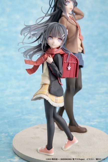 Mai Sakurajima High School Graduation Ver. & Knapsack Kid KADOKAWA KDcolle Figure -- Rascal Does Not Dream of a Knapsack Kid