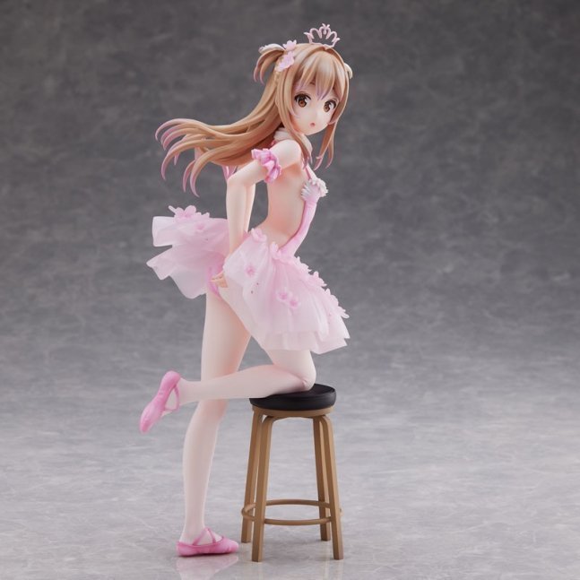 "Flamingo Ballet Group" Junior Girl Figure Illustrated by Anmi