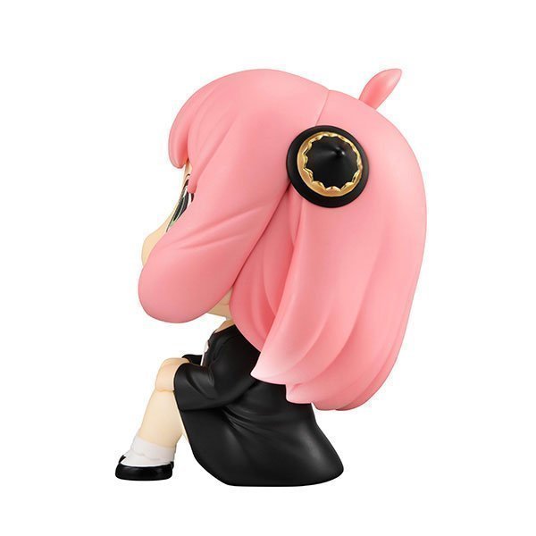 Anya Special LookUp Figure -- Spy x Family