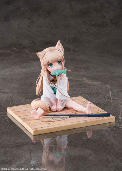 Kinako 1/6 Figure Sitting and Biting Fish ver. -- My Cat Is A Kawaii Girl