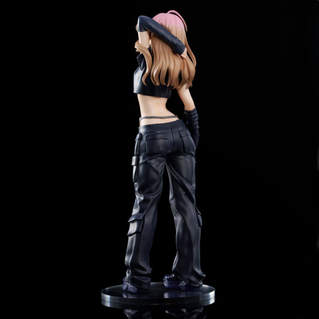 Yume Minami ZOZO BLACK COLLECTION Figure -- GRIDMAN UNIVERSE