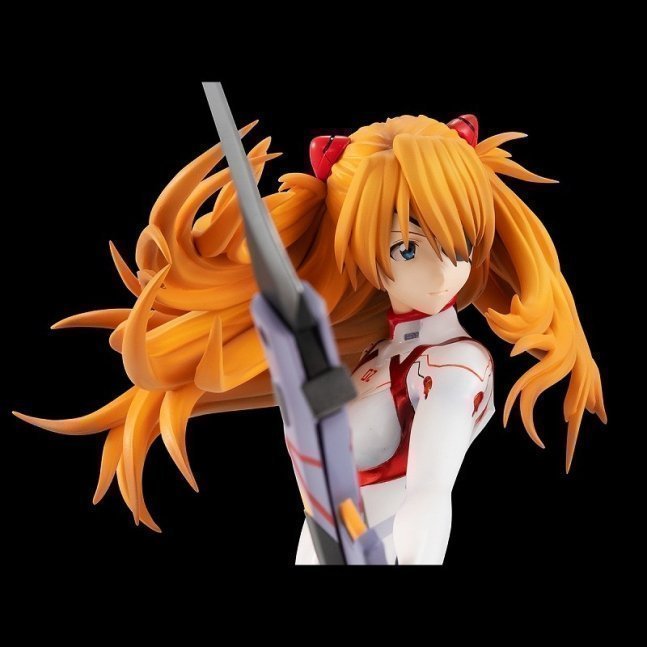 Shikinami Asuka Langley & Makina Mari Illustrious G.E.M Precious Figure