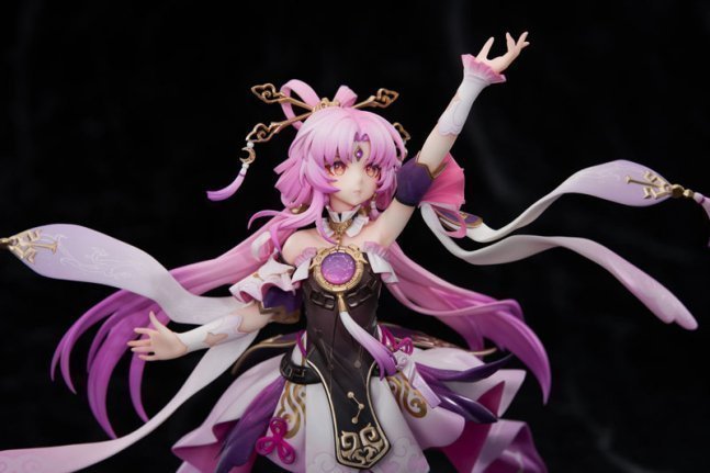 Fu Xuan 1/7 Figure -- Honkai: Star Rail