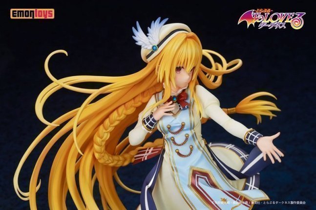 Golden Darkness 1/7 Figure -- To Love-Ru Darkness