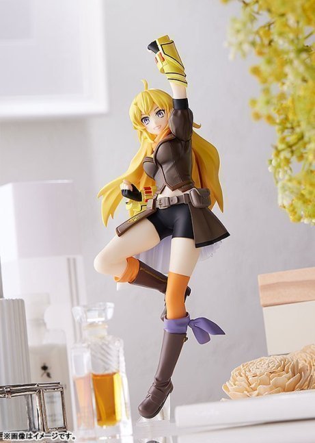 Yang Xiao Long POP UP PARADE Figure -- RWBY