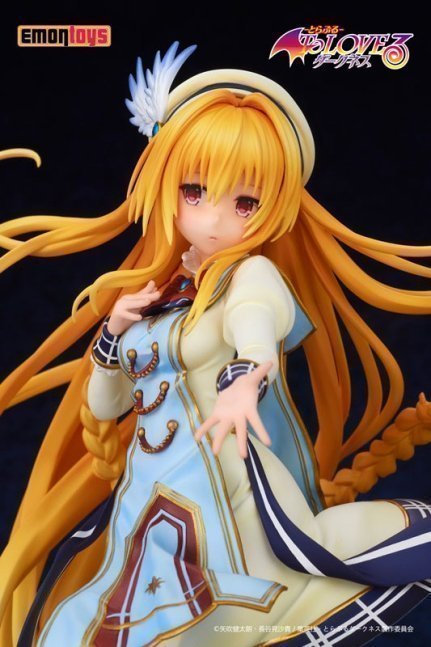 Golden Darkness 1/7 Figure -- To Love-Ru Darkness