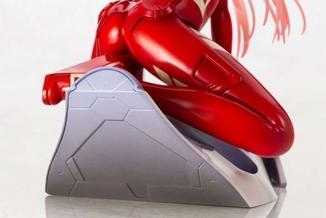 Zero Two 1/7 Complete Figure -- DARLING in the FRANXX