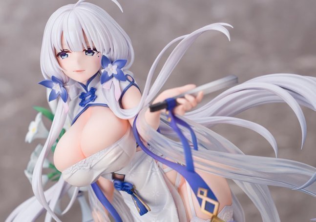 Illustrious 1/7 Figure Maiden Lily's Radiance Ver. -- Azur Lane